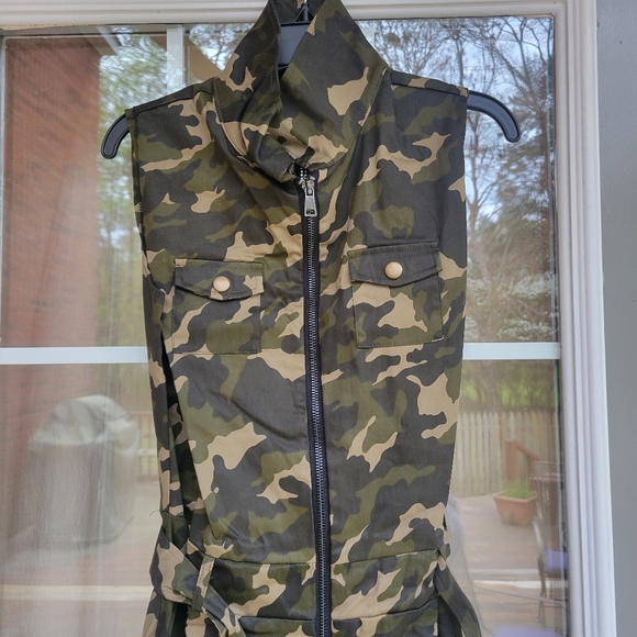 "Now You See Me" Army Camo Jumpsuit Dance Costume - BRAND NEW (Size Ad Medium) - Picture 4 of 14